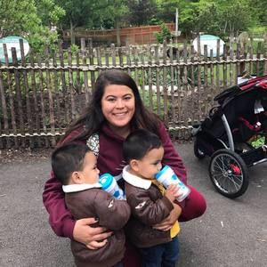 Meet your Posher, Daniela